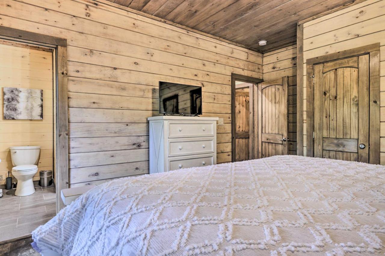 Smoky Cove Retreat With Private Hot Tub And Deck! Villa Sevierville Exterior photo